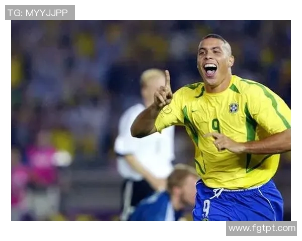 12月1日出生的世界足球球星成长历程与辉煌成就揭秘 12月1日出生的世界足球球星成长历程与辉煌成就揭秘