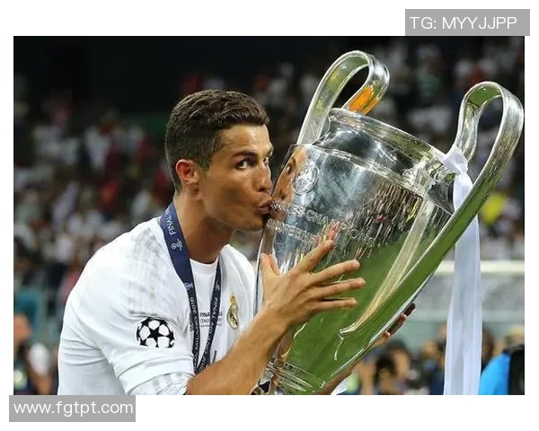 全球足坛最强球星解析:谁才是当今足球世界的真正王者