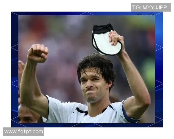 穿白衣服的足球球星有哪些他们的经典时刻和代表作盘点